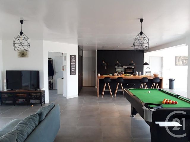 Afficher la photo en grand Chambre à louer - 1 pièce - 11.29 m2 - MESPLEDE - 64 - AQUITAINE - Century 21 Agence Du Pont - Vieux
