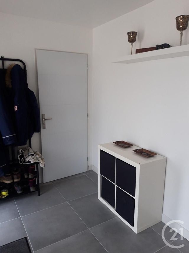 Afficher la photo en grand Chambre à louer - 1 pièce - 11.29 m2 - MESPLEDE - 64 - AQUITAINE - Century 21 Agence Du Pont - Vieux