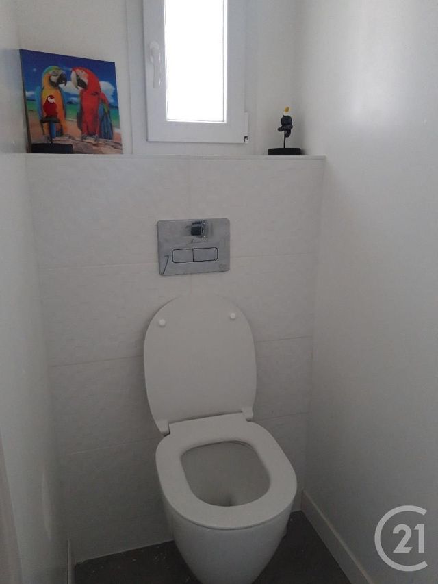 Afficher la photo en grand Chambre à louer - 1 pièce - 11.29 m2 - MESPLEDE - 64 - AQUITAINE - Century 21 Agence Du Pont - Vieux