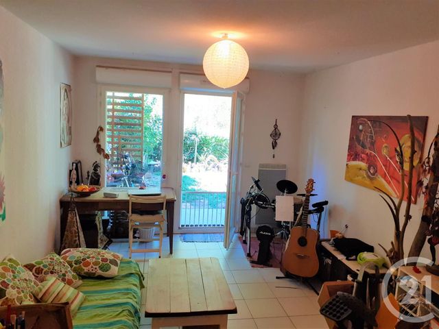 Afficher la photo en grand Appartement T3 à vendre - 3 pièces - 56.5 m2 - ORTHEZ - 64 - AQUITAINE - Century 21 Agence Du Pont - Vieux