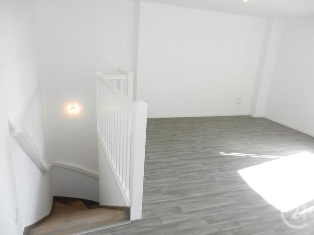 Afficher la photo en grand Appartement F2 à louer - 2 pièces - 47.08 m2 - ORTHEZ - 64 - AQUITAINE - Century 21 Agence Du Pont - Vieux