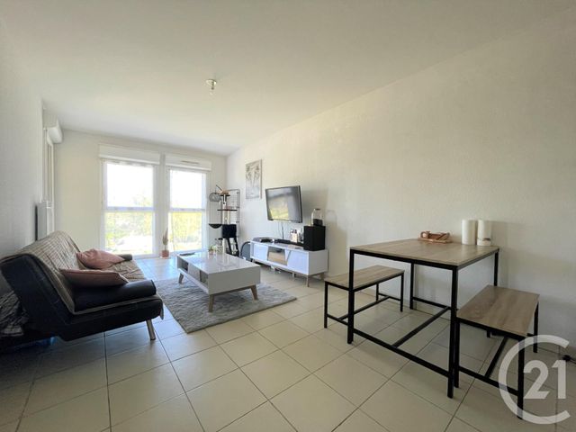 Afficher la photo en grand Appartement T2 à vendre - 2 pièces - 42.5 m2 - ORTHEZ - 64 - AQUITAINE - Century 21 Agence Du Pont - Vieux