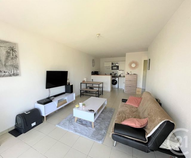 Afficher la photo en grand Appartement T2 à vendre - 2 pièces - 42.5 m2 - ORTHEZ - 64 - AQUITAINE - Century 21 Agence Du Pont - Vieux