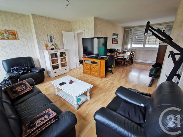 Afficher la photo en grand Appartement F4 à vendre - 3 pièces - 70.0 m2 - MOURENX - 64 - AQUITAINE - Century 21 Agence Du Pont - Vieux