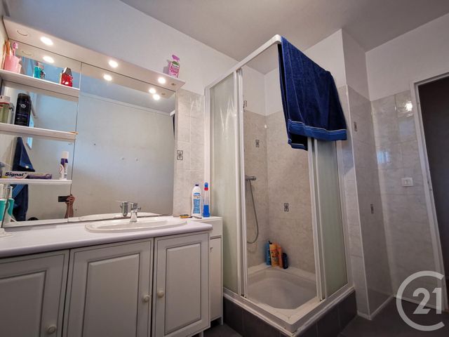 Afficher la photo en grand Appartement F4 à vendre - 3 pièces - 70.0 m2 - MOURENX - 64 - AQUITAINE - Century 21 Agence Du Pont - Vieux