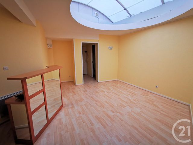 Afficher la photo en grand Appartement T3 à vendre - 3 pièces - 75.94 m2 - ORTHEZ - 64 - AQUITAINE - Century 21 Agence Du Pont - Vieux
