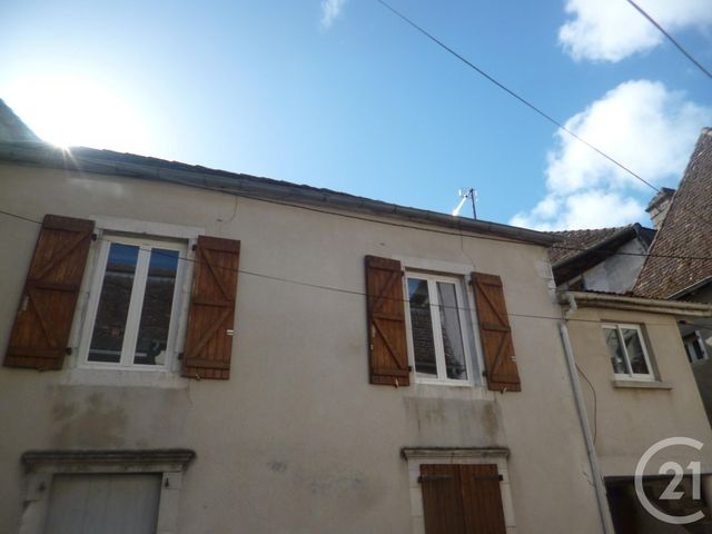 Afficher la photo en grand Appartement F2 à louer - 2 pièces - 32.0 m2 - ORTHEZ - 64 - AQUITAINE - Century 21 Agence Du Pont - Vieux