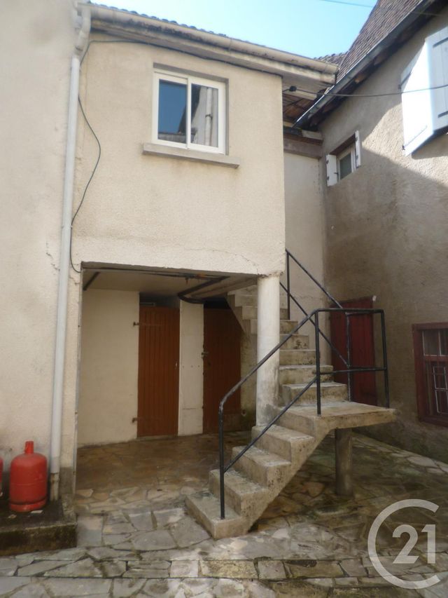 Afficher la photo en grand Appartement F2 à louer - 2 pièces - 32.0 m2 - ORTHEZ - 64 - AQUITAINE - Century 21 Agence Du Pont - Vieux