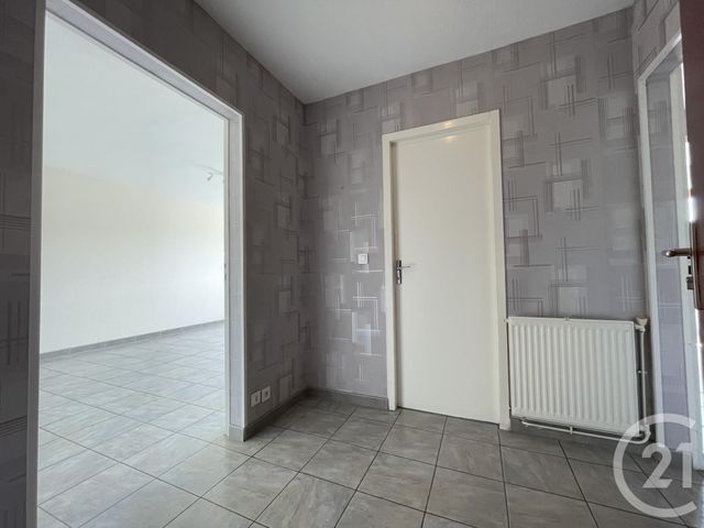 Appartement T2 à vendre - 2 pièces - 54.0 m2 - ORTHEZ - 64 - AQUITAINE - Century 21 Agence Du Pont - Vieux Appartement T2 à vendre - 2 pièces - 54.0 m2 - ORTHEZ - 64 - AQUITAINE - Century 21 Agence Du Pont - Vieux