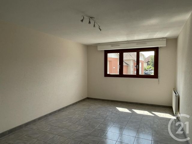 Appartement T2 à vendre - 2 pièces - 54.0 m2 - ORTHEZ - 64 - AQUITAINE - Century 21 Agence Du Pont - Vieux Appartement T2 à vendre - 2 pièces - 54.0 m2 - ORTHEZ - 64 - AQUITAINE - Century 21 Agence Du Pont - Vieux