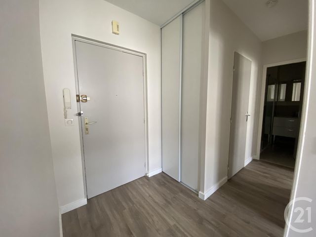 Appartement F2 à vendre - 2 pièces - 43.0 m2 - ORTHEZ - 64 - AQUITAINE - Century 21 Agence Du Pont - Vieux Appartement F2 à vendre - 2 pièces - 43.0 m2 - ORTHEZ - 64 - AQUITAINE - Century 21 Agence Du Pont - Vieux