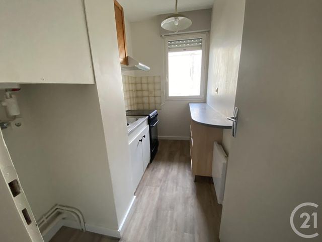 Appartement F2 à vendre - 2 pièces - 43.0 m2 - ORTHEZ - 64 - AQUITAINE - Century 21 Agence Du Pont - Vieux Appartement F2 à vendre - 2 pièces - 43.0 m2 - ORTHEZ - 64 - AQUITAINE - Century 21 Agence Du Pont - Vieux