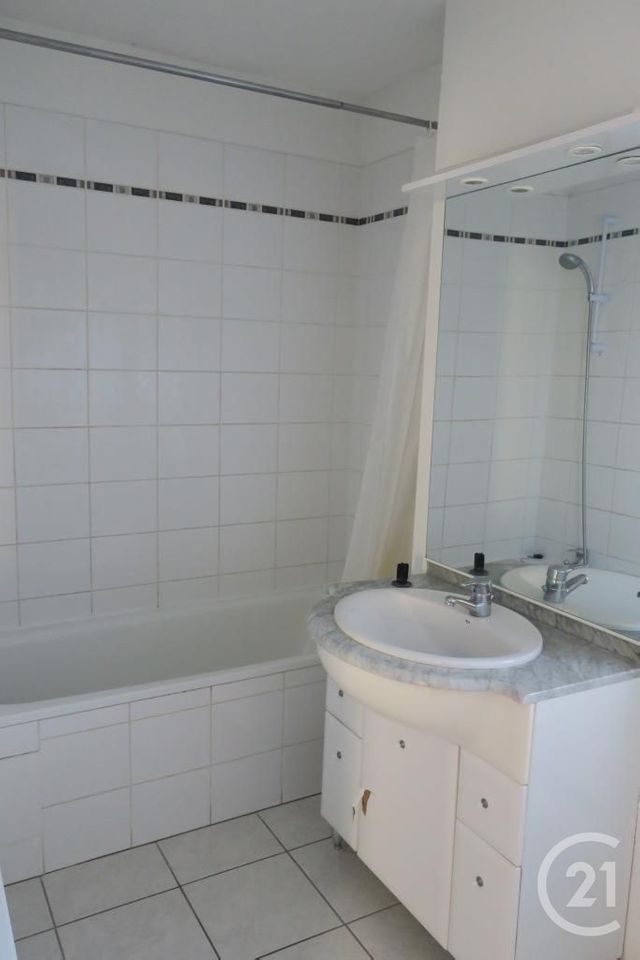 Afficher la photo en grand maison à vendre - 4 pièces - 82.0 m2 - ORTHEZ - 64 - AQUITAINE - Century 21 Agence Du Pont - Vieux