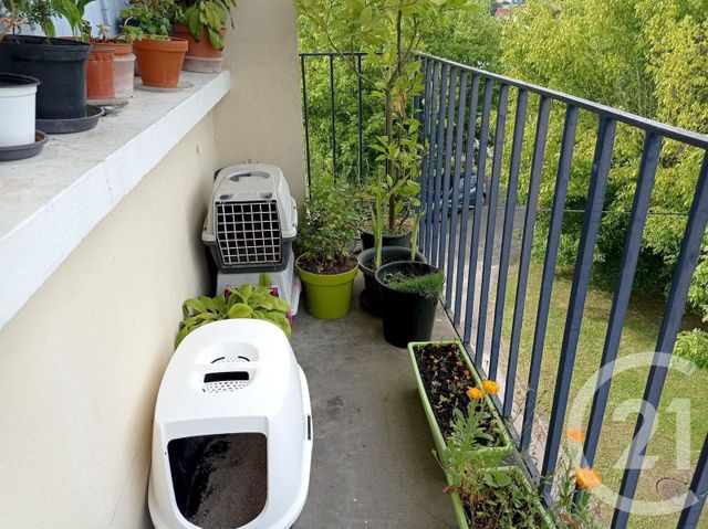Afficher la photo en grand Appartement T3 à vendre - 3 pièces - 53.11 m2 - ORTHEZ - 64 - AQUITAINE - Century 21 Agence Du Pont - Vieux