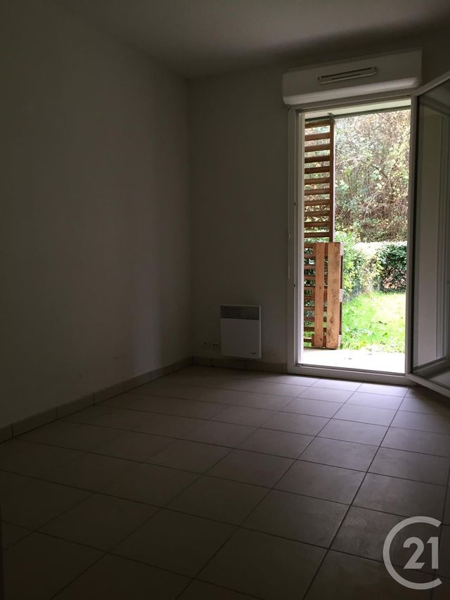 Afficher la photo en grand Appartement F2 à louer - 2 pièces - 37.0 m2 - ORTHEZ - 64 - AQUITAINE - Century 21 Agence Du Pont - Vieux