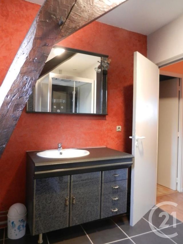 Afficher la photo en grand Appartement F2 à louer - 2 pièces - 43.0 m2 - ORTHEZ - 64 - AQUITAINE - Century 21 Agence Du Pont - Vieux