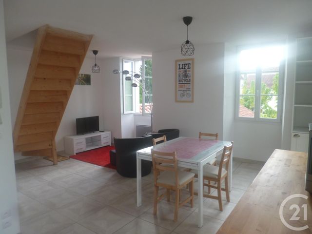 Afficher la photo en grand Appartement F2 à louer - 2 pièces - 41.0 m2 - BAIGTS DE BEARN - 64 - AQUITAINE - Century 21 Agence Du Pont - Vieux