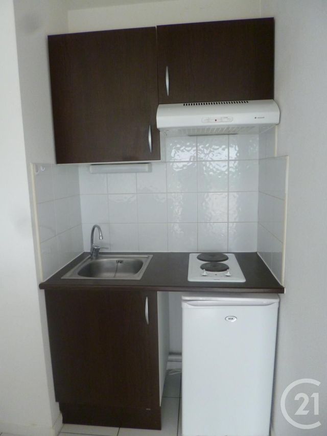 Afficher la photo en grand Appartement F2 à louer - 2 pièces - 35.0 m2 - MOURENX - 64 - AQUITAINE - Century 21 Agence Du Pont - Vieux