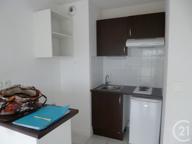Afficher la photo en grand Appartement F2 à louer - 2 pièces - 35.0 m2 - MOURENX - 64 - AQUITAINE - Century 21 Agence Du Pont - Vieux