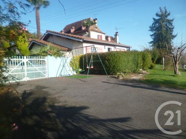 Afficher la photo en grand maison à louer - 3 pièces - 54.41 m2 - OZENX MONTESTRUCQ - 64 - AQUITAINE - Century 21 Agence Du Pont - Vieux
