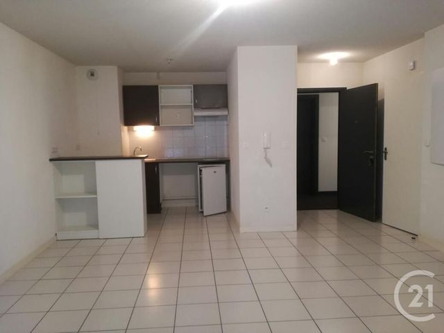 Afficher la photo en grand Appartement F2 à louer - 2 pièces - 42.0 m2 - MOURENX - 64 - AQUITAINE - Century 21 Agence Du Pont - Vieux