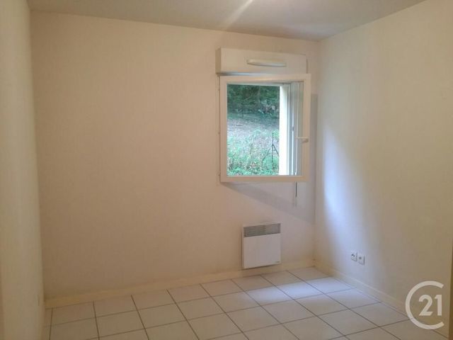 Afficher la photo en grand Appartement F2 à louer - 2 pièces - 42.0 m2 - MOURENX - 64 - AQUITAINE - Century 21 Agence Du Pont - Vieux