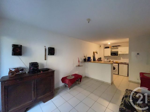 Appartement T2 à vendre - 2 pièces - 37.5 m2 - ORTHEZ - 64 - AQUITAINE - Century 21 Agence Du Pont - Vieux