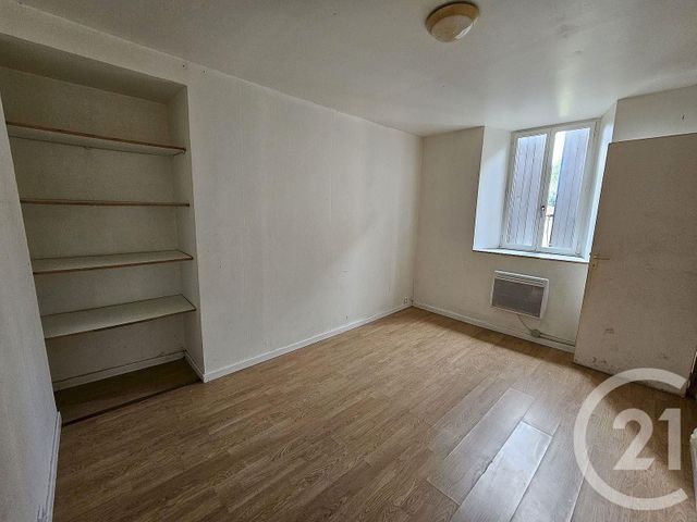 Afficher la photo en grand immeuble à vendre - 252.0 m2 - SAUVETERRE DE BEARN - 64 - AQUITAINE - Century 21 Agence Du Pont - Vieux