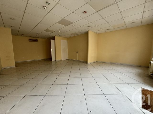 commerce à louer - 45.0 m2 - ORTHEZ - 64 - AQUITAINE - Century 21 Agence Du Pont - Vieux