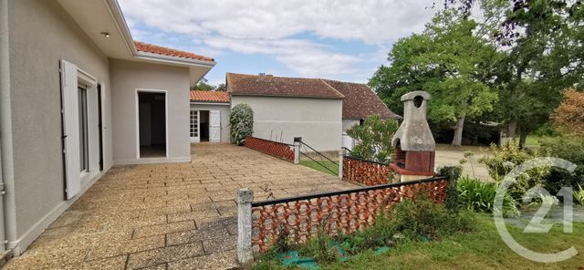 maison à vendre - 6 pièces - 132.0 m2 - AMOU - 40 - AQUITAINE - Century 21 Agence Du Pont - Vieux