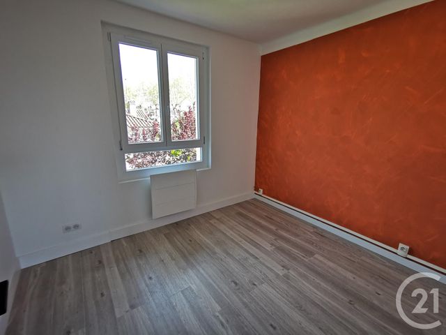 Afficher la photo en grand Appartement F3 à vendre - 3 pièces - 59.11 m2 - ORTHEZ - 64 - AQUITAINE - Century 21 Agence Du Pont - Vieux