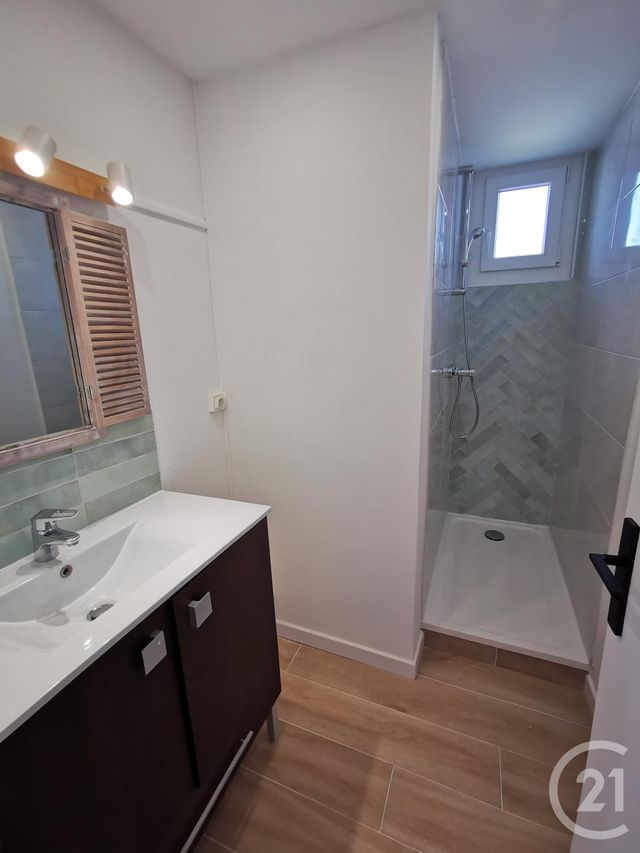 Afficher la photo en grand Appartement F3 à vendre - 3 pièces - 59.11 m2 - ORTHEZ - 64 - AQUITAINE - Century 21 Agence Du Pont - Vieux