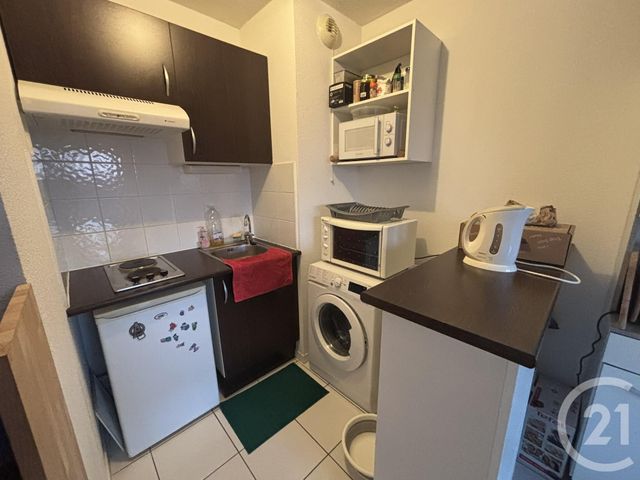 Appartement F2 à louer - 2 pièces - 35.98 m2 - MOURENX - 64 - AQUITAINE - Century 21 Agence Du Pont - Vieux