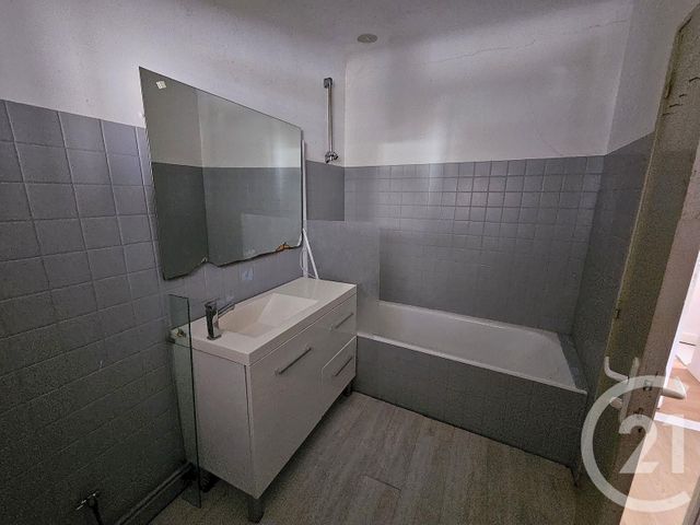 immeuble à vendre - 86.0 m2 - SAUVETERRE DE BEARN - 64 - AQUITAINE - Century 21 Agence Du Pont - Vieux