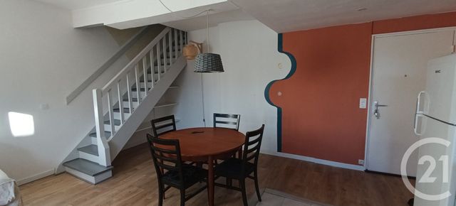 Appartement Duplex à louer - 3 pièces - 52.23 m2 - ORTHEZ - 64 - AQUITAINE - Century 21 Agence Du Pont - Vieux