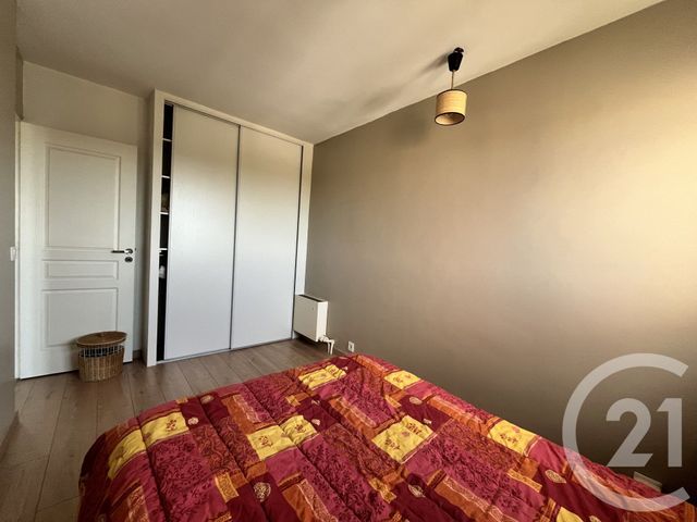 Appartement F3 à louer - 3 pièces - 57.25 m2 - PAU - 64 - AQUITAINE - Century 21 Agence Du Pont - Vieux
