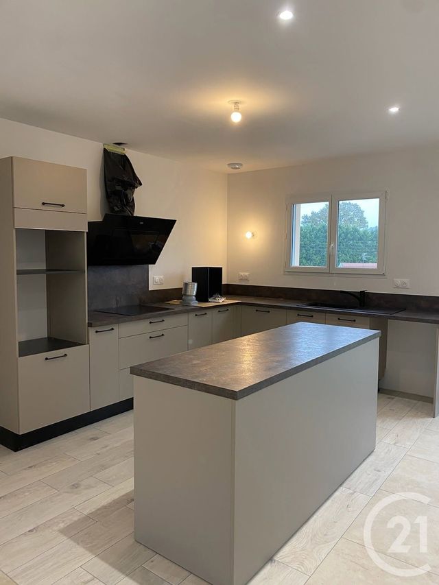 maison à louer - 4 pièces - 103.4 m2 - LAA MONDRANS - 64 - AQUITAINE - Century 21 Agence Du Pont - Vieux