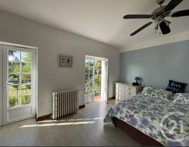 Afficher la photo en grand maison à vendre - 8 pièces - 264.83 m2 - ORTHEZ - 64 - AQUITAINE - Century 21 Agence Du Pont - Vieux