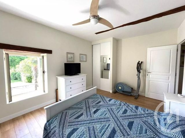 Afficher la photo en grand maison à vendre - 8 pièces - 264.83 m2 - ORTHEZ - 64 - AQUITAINE - Century 21 Agence Du Pont - Vieux