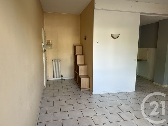 Appartement F2 à louer - 2 pièces - 45.0 m2 - ORTHEZ - 64 - AQUITAINE - Century 21 Agence Du Pont - Vieux