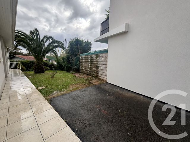 maison à louer - 4 pièces - 96.0 m2 - BIDART - 64 - AQUITAINE - Century 21 Agence Du Pont - Vieux