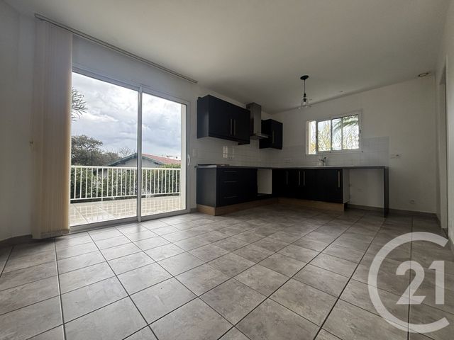 maison à louer - 4 pièces - 96.0 m2 - BIDART - 64 - AQUITAINE - Century 21 Agence Du Pont - Vieux