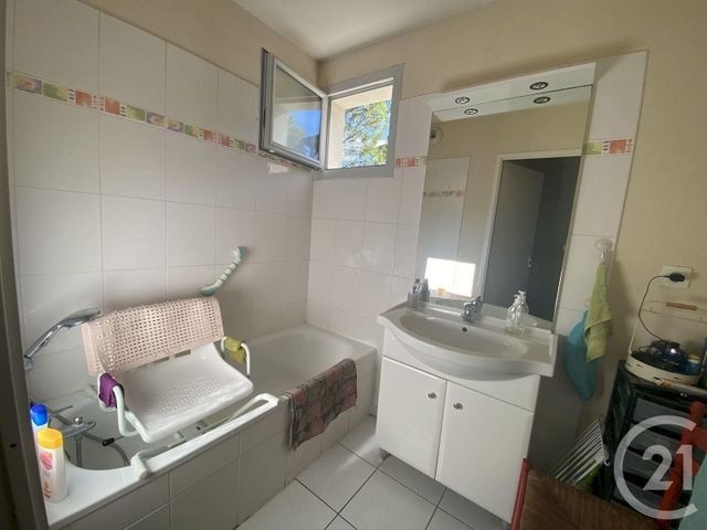 Appartement T2 à louer - 2 pièces - 44.95 m2 - ORTHEZ - 64 - AQUITAINE - Century 21 Agence Du Pont - Vieux