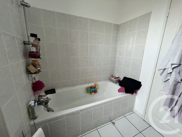 Appartement F3 à louer - 3 pièces - 63.27 m2 - ORTHEZ - 64 - AQUITAINE - Century 21 Agence Du Pont - Vieux