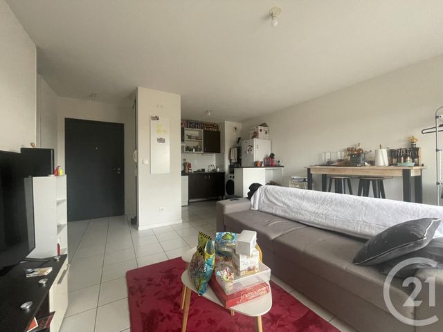 Appartement F3 à louer - 3 pièces - 55.99 m2 - MOURENX - 64 - AQUITAINE - Century 21 Agence Du Pont - Vieux