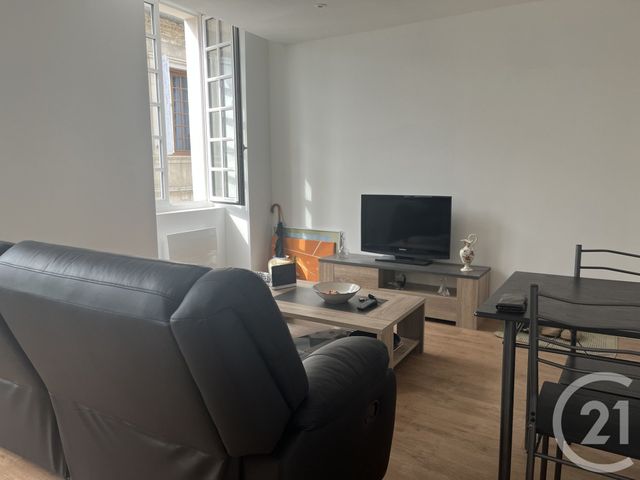 Appartement F1 à louer - 2 pièces - 39.29 m2 - ORTHEZ - 64 - AQUITAINE - Century 21 Agence Du Pont - Vieux