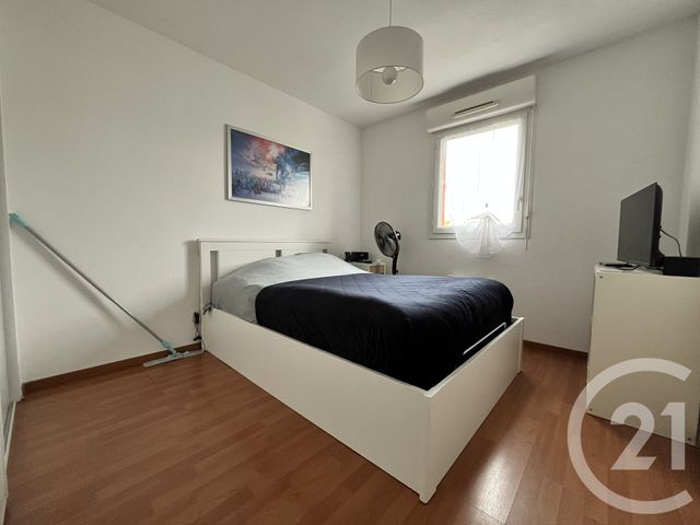 Appartement F2 à louer - 2 pièces - 50.95 m2 - MOURENX - 64 - AQUITAINE - Century 21 Agence Du Pont - Vieux