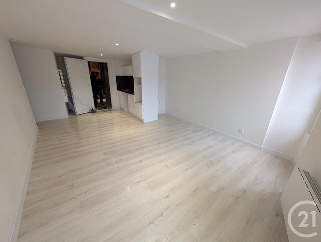 Appartement F2 à louer - 2 pièces - 34.13 m2 - ORTHEZ - 64 - AQUITAINE - Century 21 Agence Du Pont - Vieux