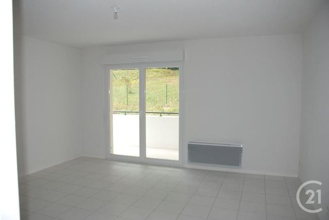 Appartement F2 à louer - 2 pièces - 36.02 m2 - MOURENX - 64 - AQUITAINE - Century 21 Agence Du Pont - Vieux