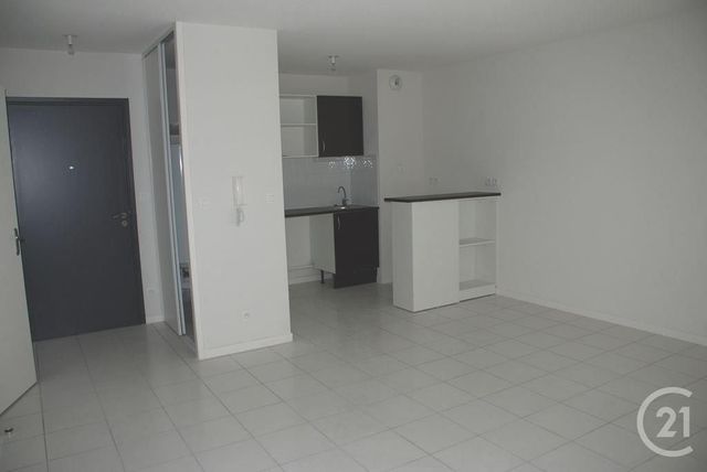 Appartement F2 à louer - 2 pièces - 36.02 m2 - MOURENX - 64 - AQUITAINE - Century 21 Agence Du Pont - Vieux